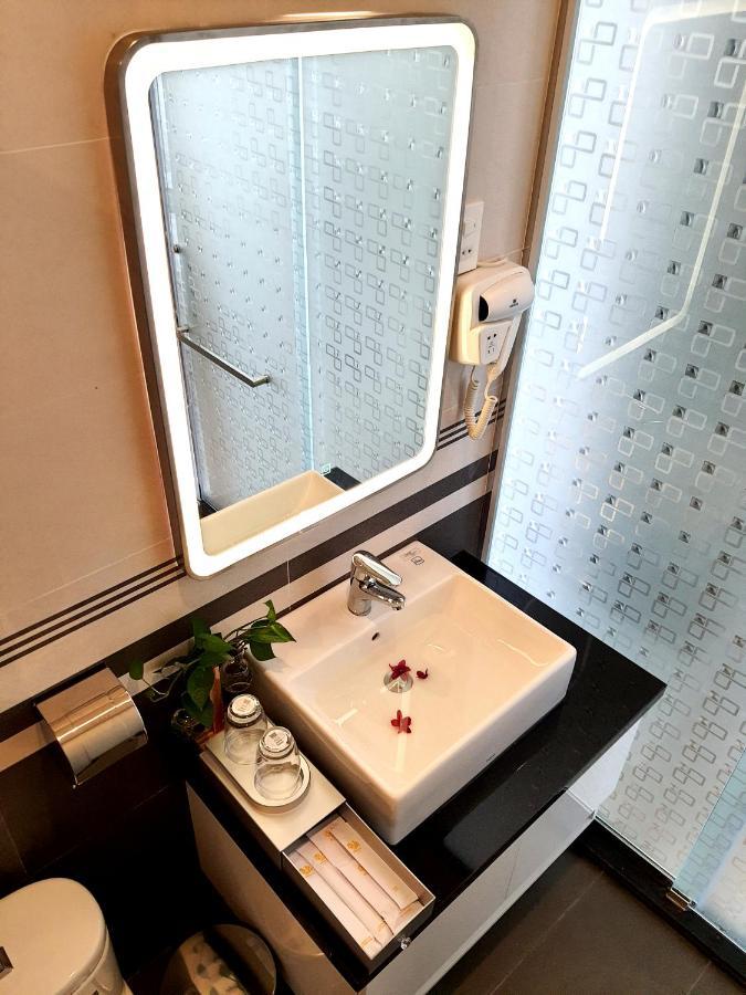 Dong Hai Hotel _ Rach Gia Εξωτερικό φωτογραφία